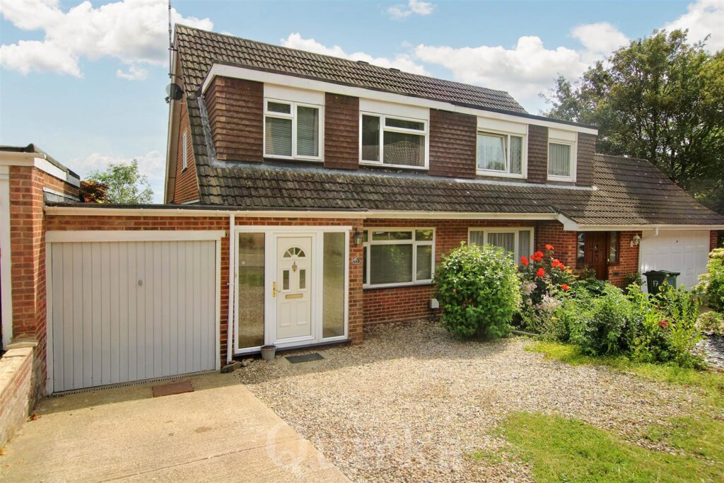 Jackdaw Close, Billericay