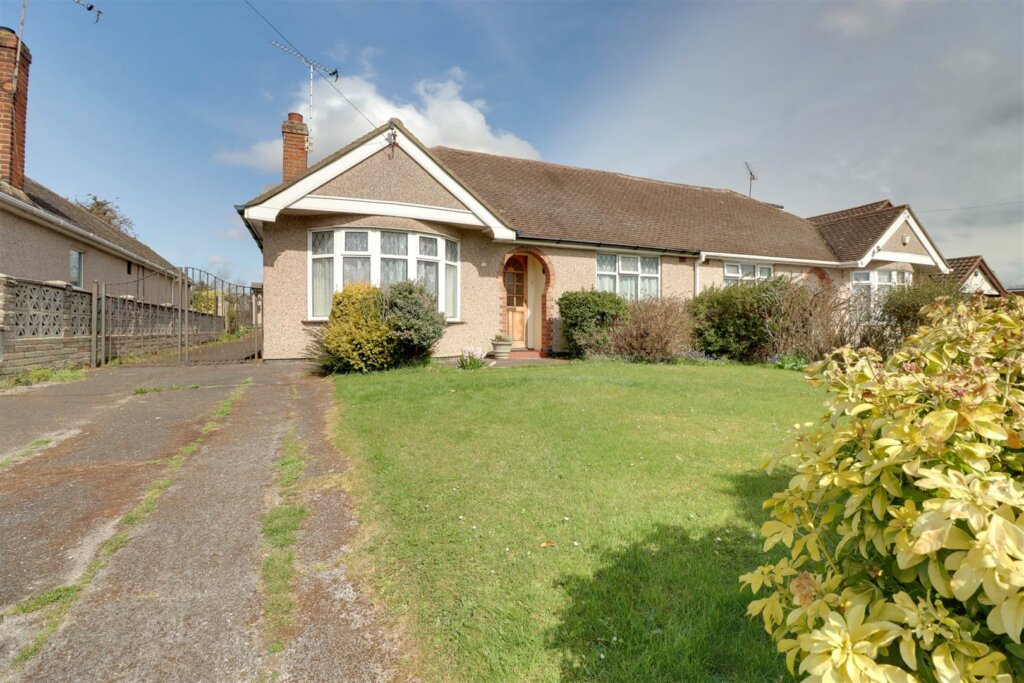 Laburnum Avenue, Wickford