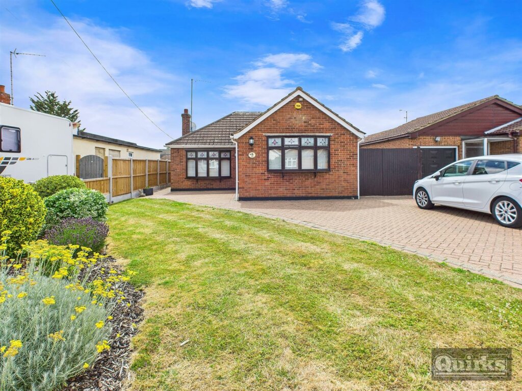 Carlton Road, Runwell, Wickford