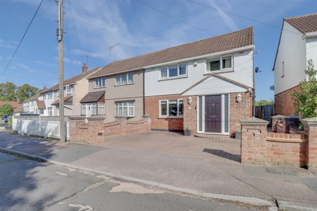 Laurel Avenue, Wickford