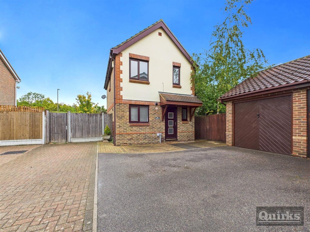 Erskine Place, Wickford