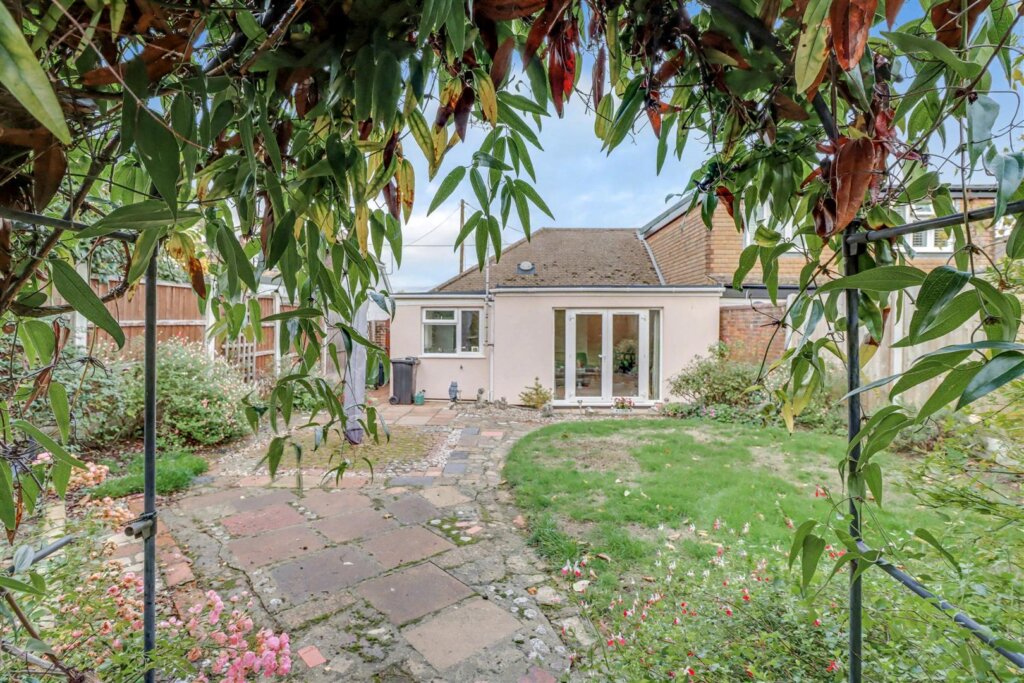 Elizabeth Drive, Wickford