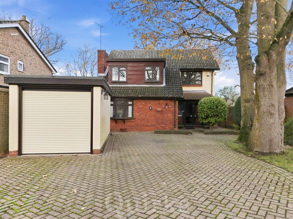 The Grove, Billericay