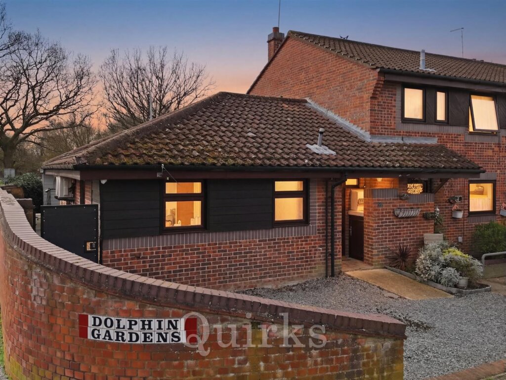 Dolphin Gardens, Billericay