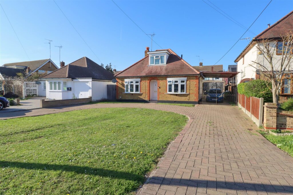 Nevendon Road, Wickford