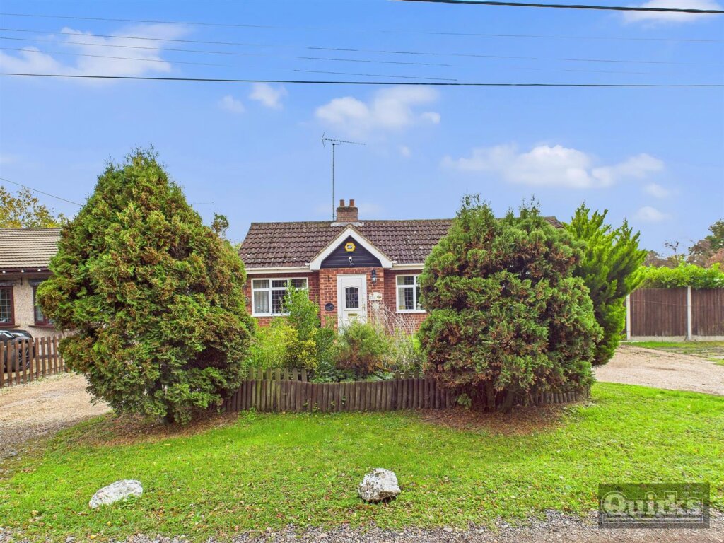 Studland Avenue, Wickford