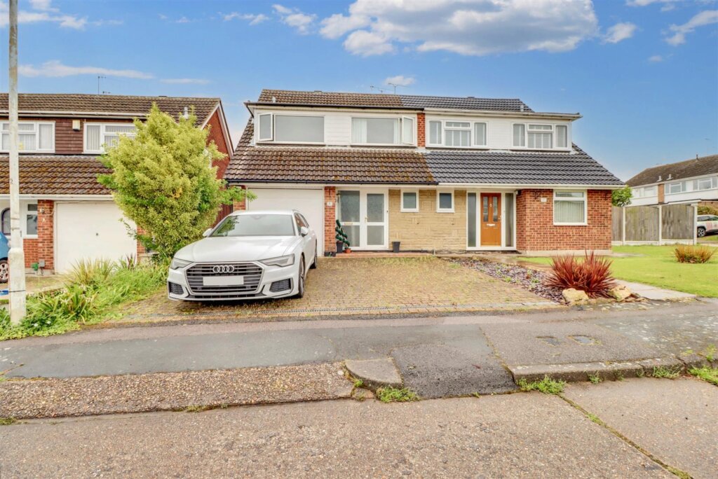 Tudor Way, Wickford