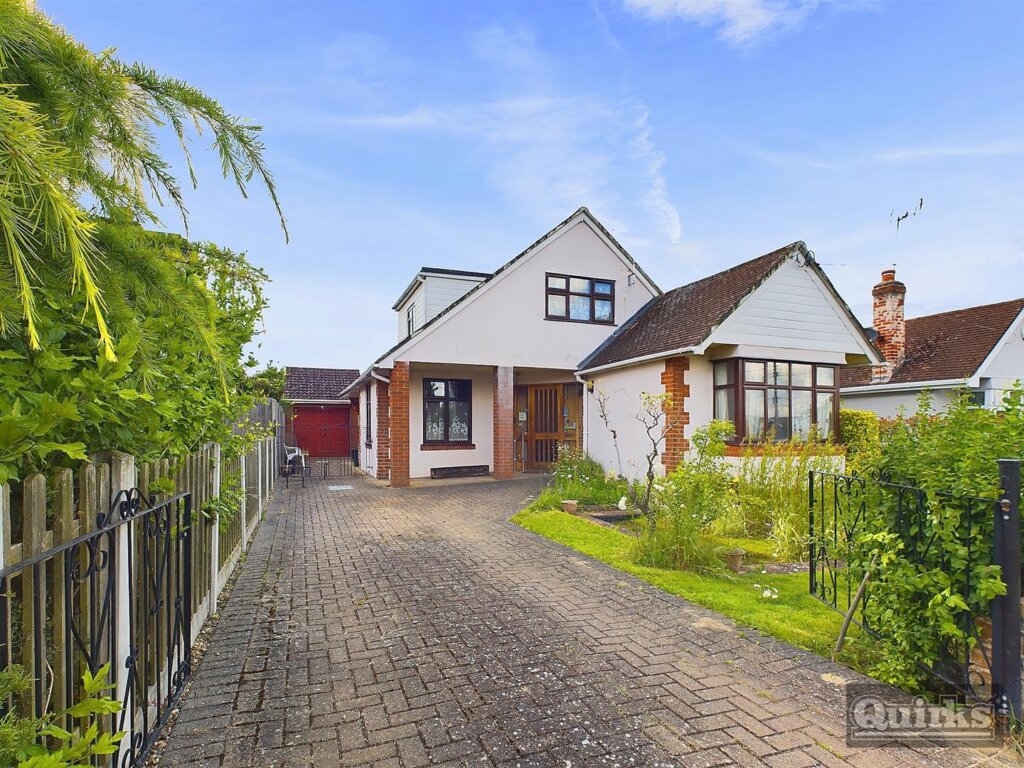 Louvaine Avenue, Wickford