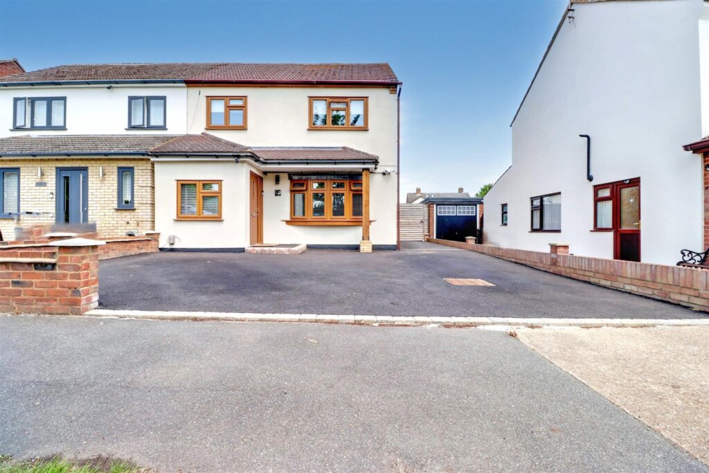 Elder Avenue, Wickford