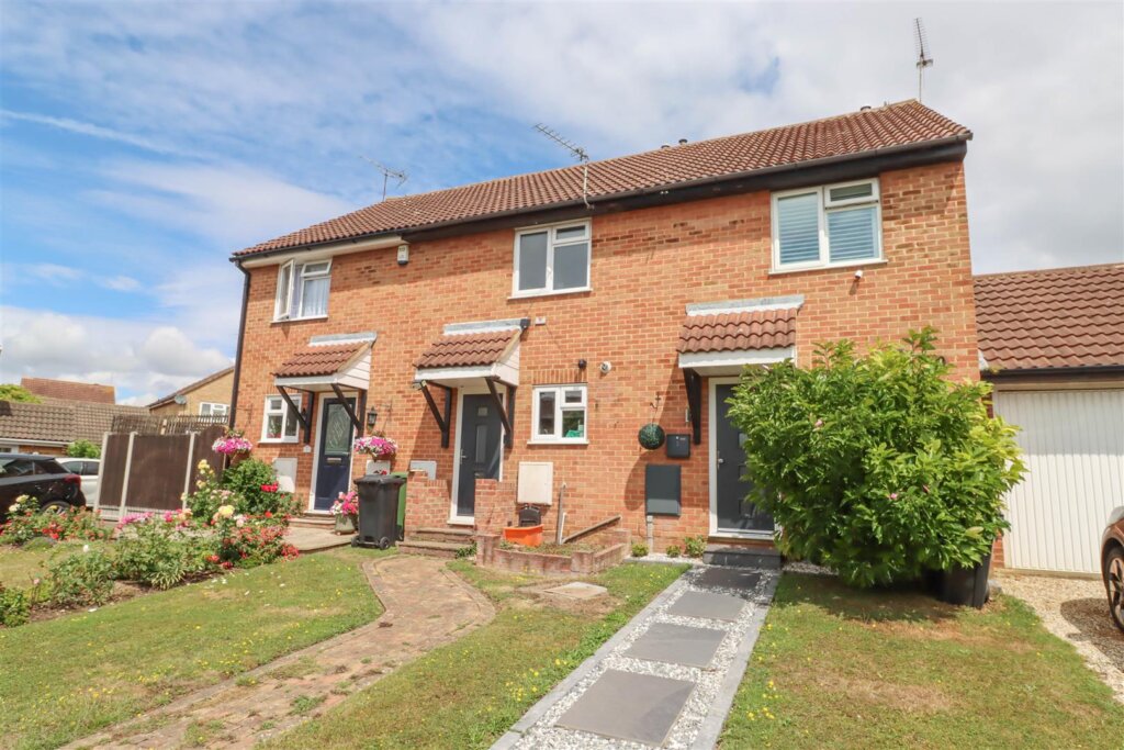 Roding Way, Wickford