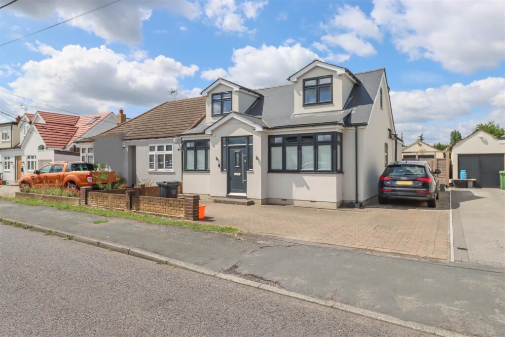 Fanton Walk, Wickford