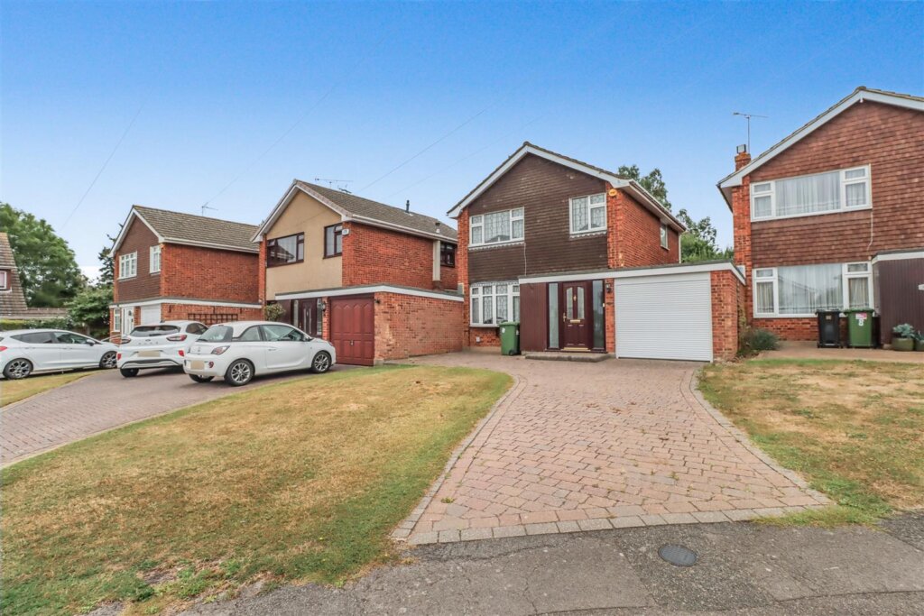Highcliffe Way, Wickford, Wickford, Essex