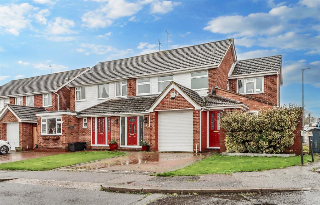 Trinder Way, Wickford