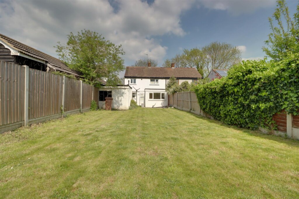 St. Peters Terrace, Wickford
