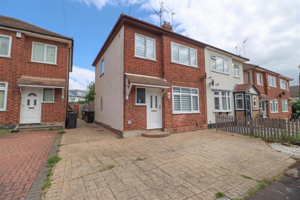 Sandown Close, Wickford