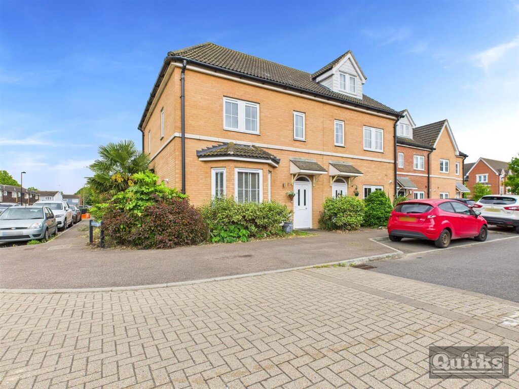 Britten Avenue, Basildon