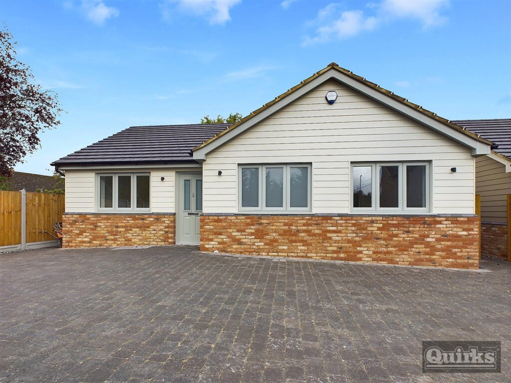 39 Runwell Road, Wickford