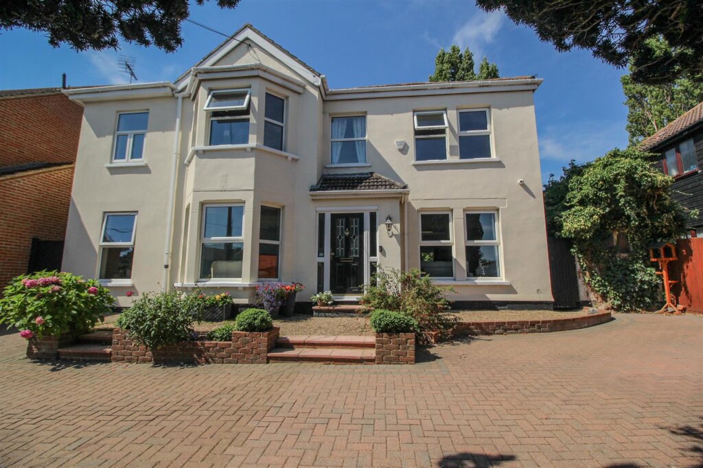 Swan Lane, Wickford