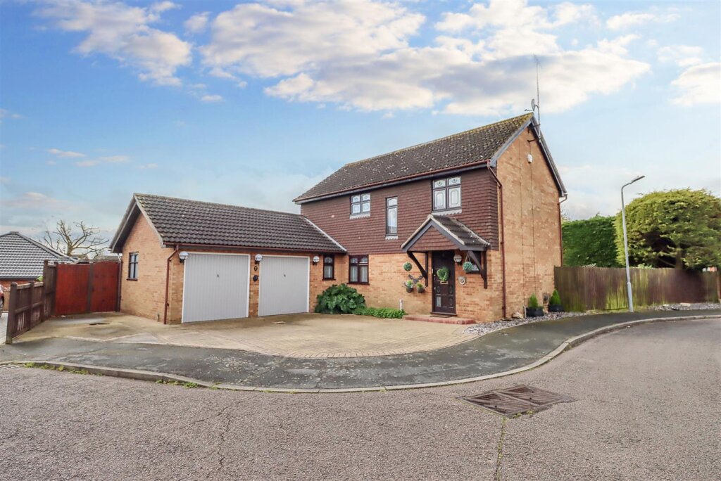 Friern Place, Wickford