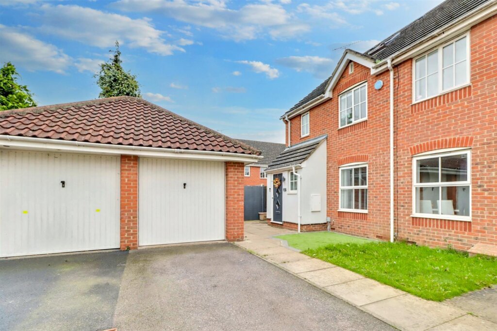 Pladda Mews, Wickford