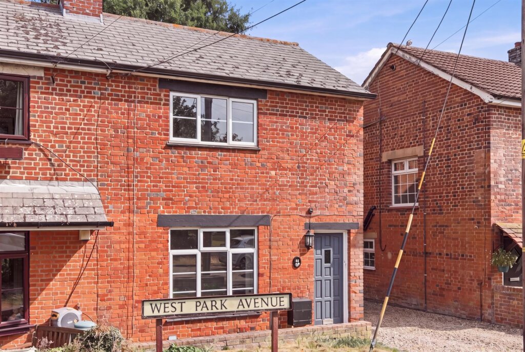 West Park Avenue, Billericay