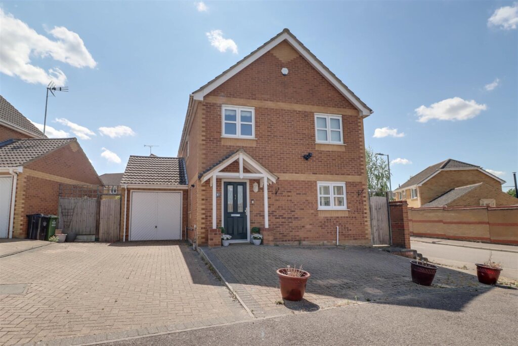 Roxwell Crescent, Wickford