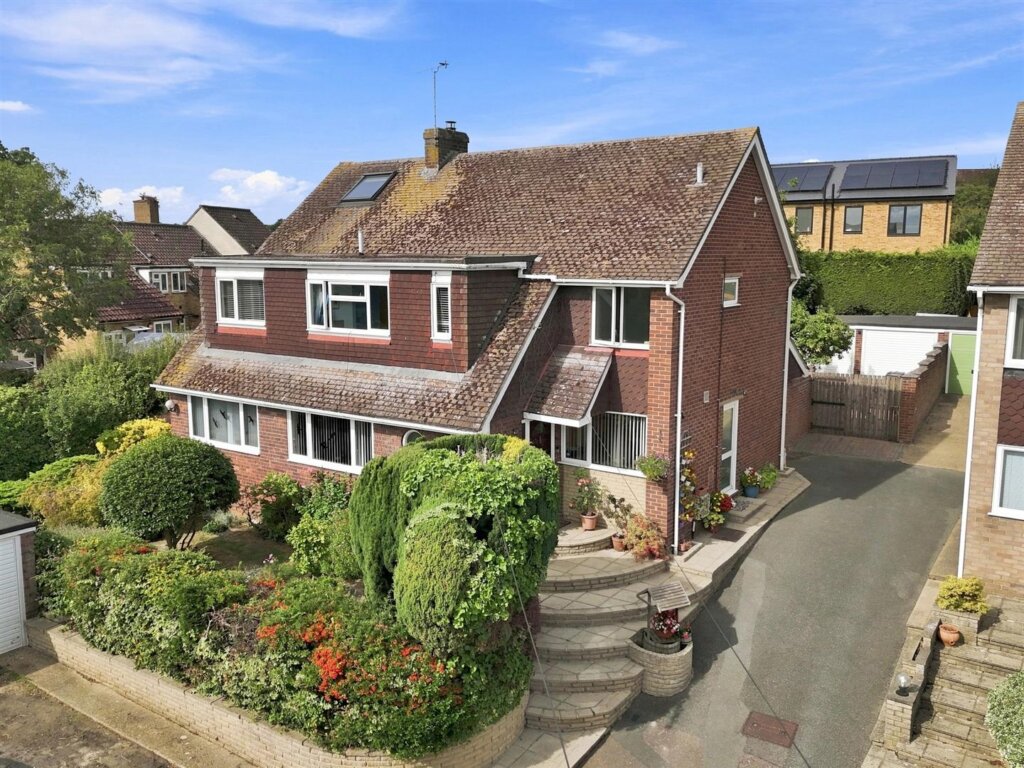 Harrods Court, Billericay