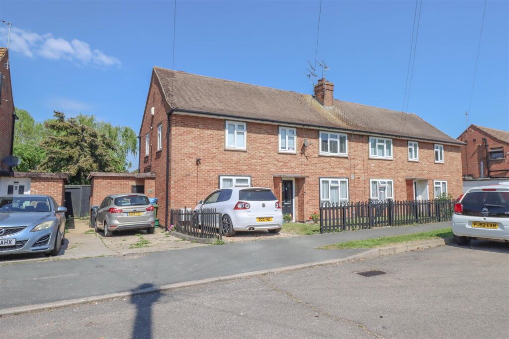 Seven Acres, Wickford