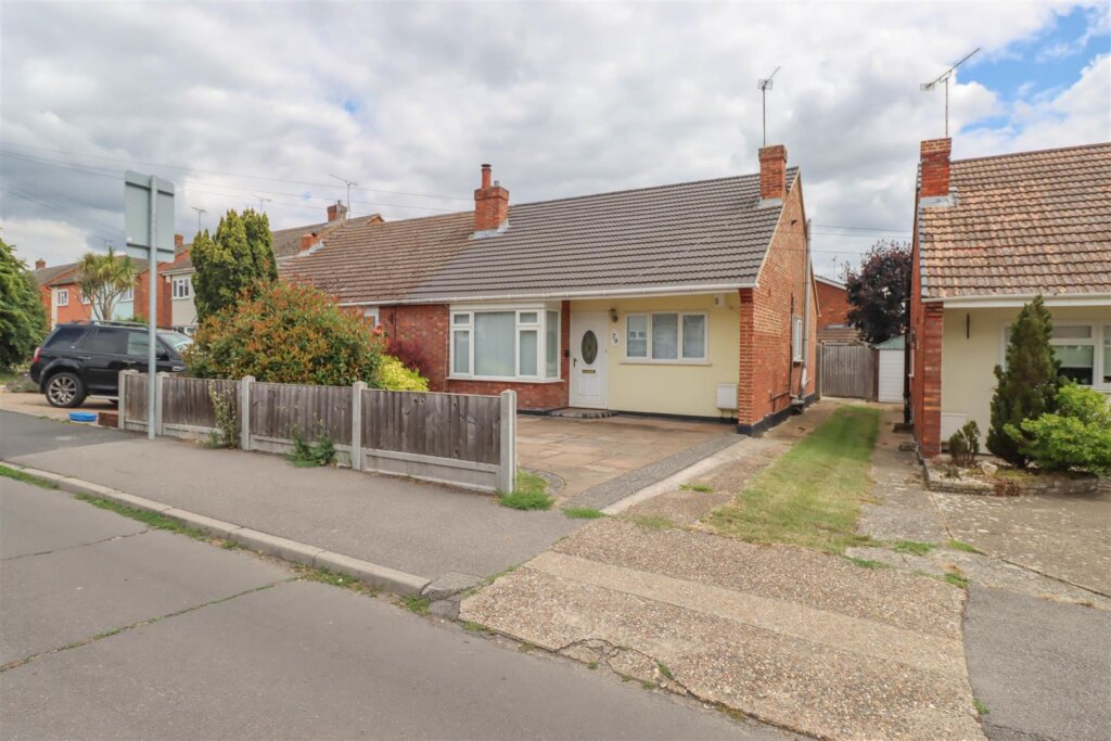 Friern Gardens, Wickford